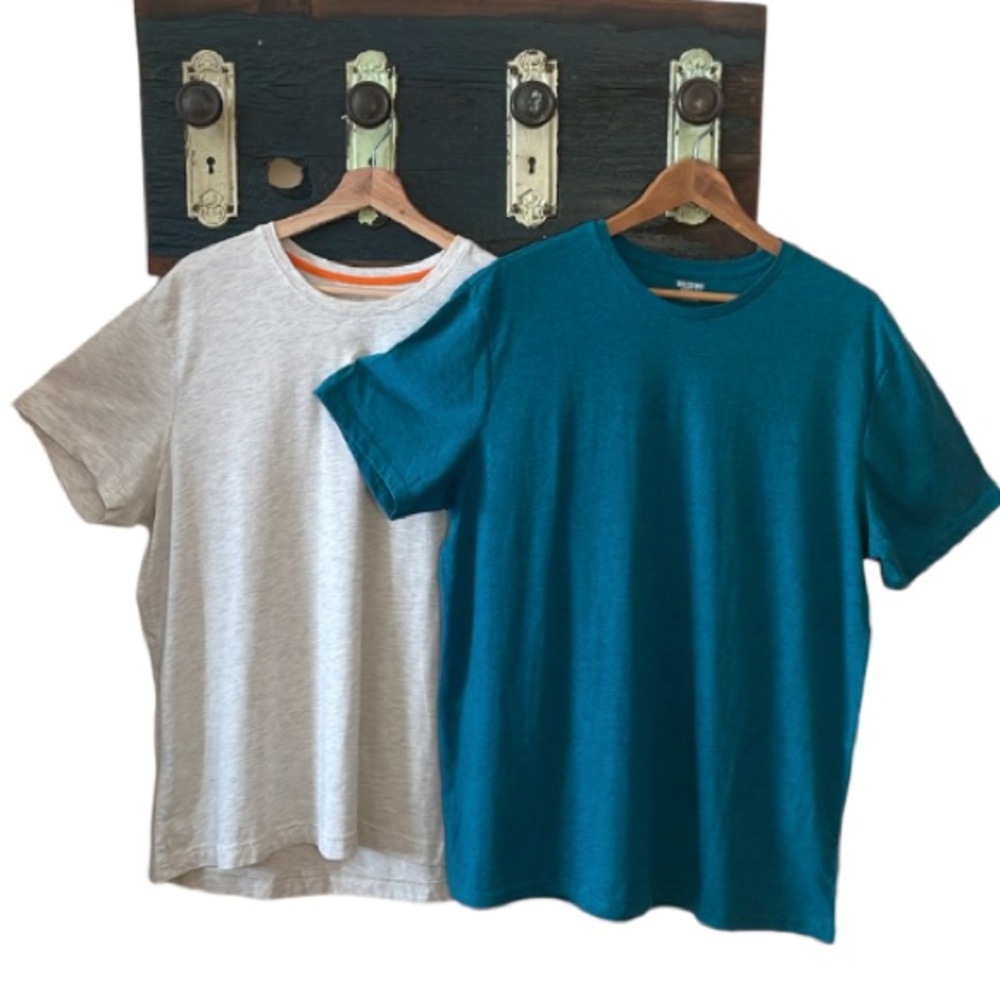 2/$18 (Get 2!) Mossimo and Joe Fresh Melange T-Shirt Bundle Size XL